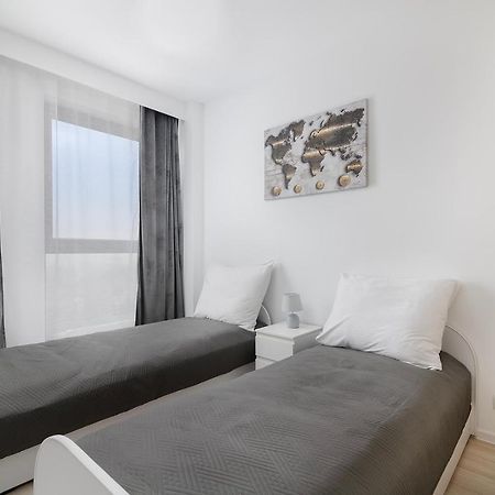 Easy Rent Apartments - Metropolitan 75 Lublin Exteriör bild